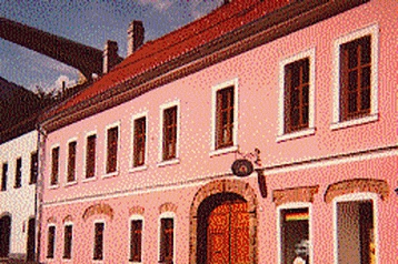 Austria Privát Schottwien, Exterior